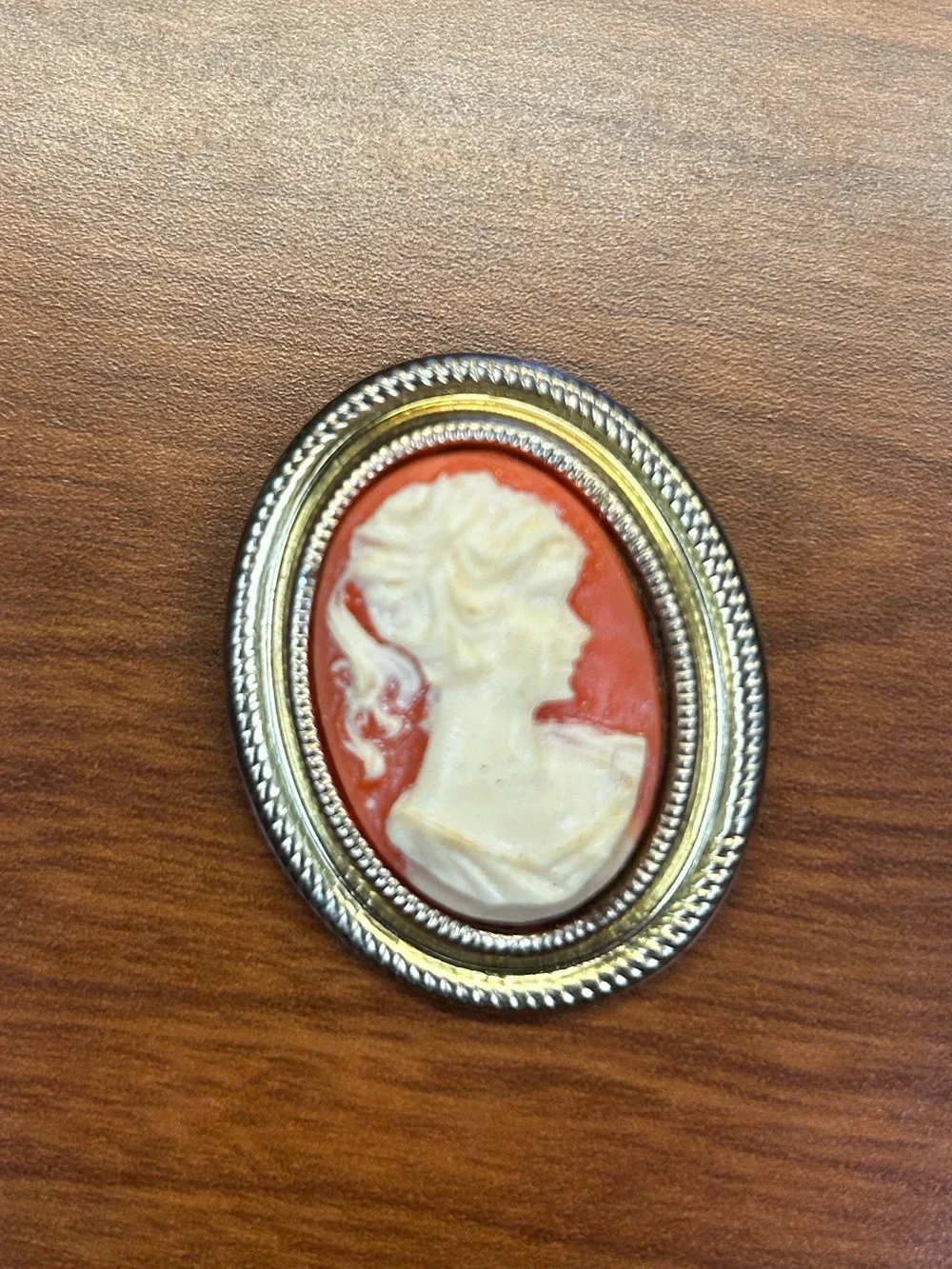 Victorian-style Cameo Brooch in Resin Coral and Cream